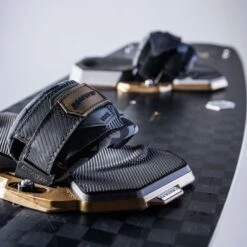 Crazyfly Elite IV - Freeride / Freestyle Kiteboard Discounts Apply ! -Wind Rush Shop 900 crazyfly 2024 elite iv 5