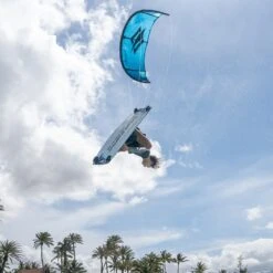 Naish 2024 Pivot Freeride / Wave Kite Discounts Apply ! -Wind Rush Shop 900 naish 2024 pivot size bar a3